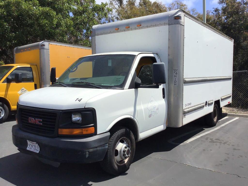 2009 GMC Savana 3500 17ft. Box Truck***FOR DEALER OR EXPORT ONLY*** |  Commercial Trucks Hauling & Transport Trucks Box Trucks | Online Auctions |  Proxibid