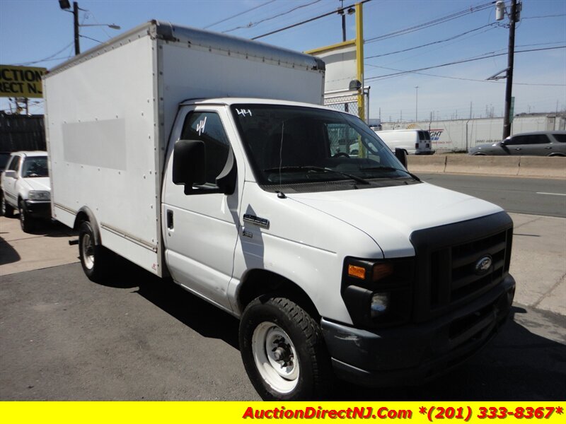 2014 Ford E-Series Van E-350 E350 Cutaway 11ft Box Truck