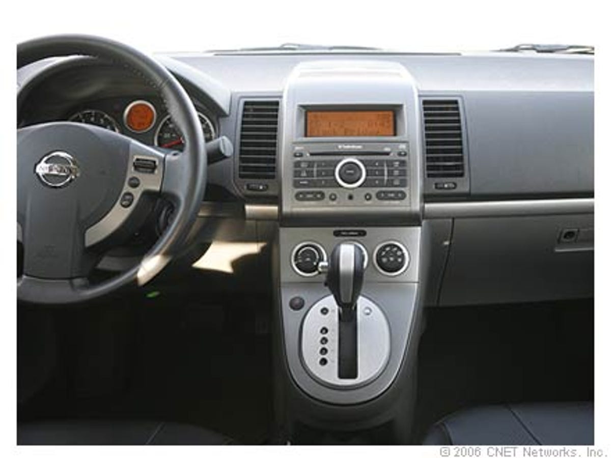 Photos: 2007 Nissan Sentra - CNET