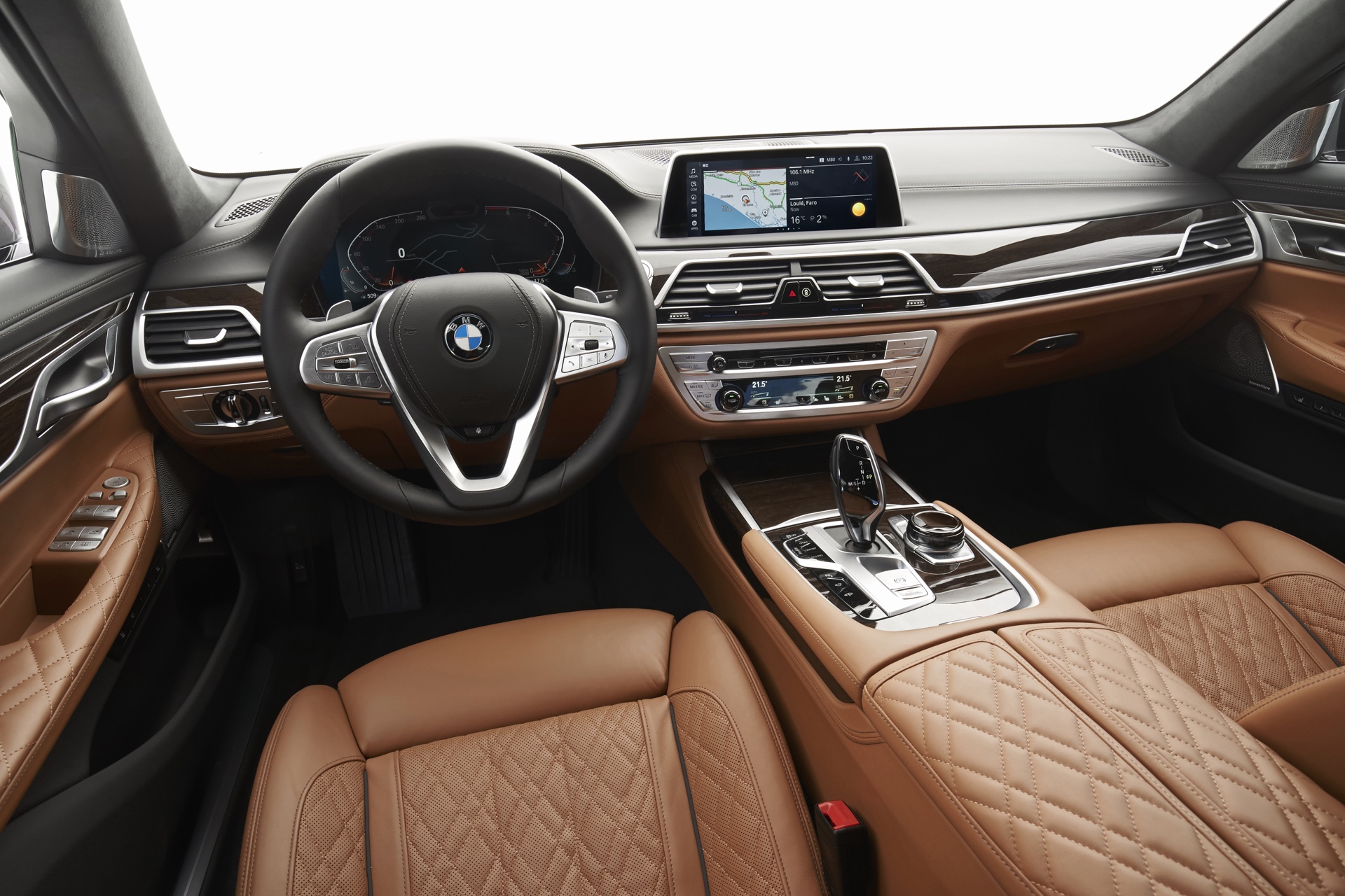 2019 BMW 750Li Review - GTspirit
