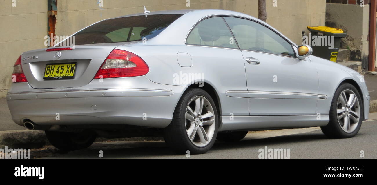 2006 Mercedes-Benz CLK 350 (C 209) Avantgarde coupe. Photographed in  Millers Point, New South Wales, Australia.; 26 October 2012; Own work; OSX  Stock Photo - Alamy