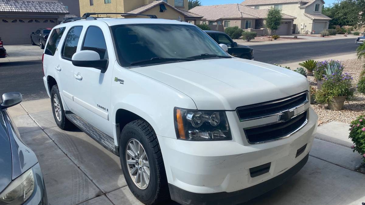 At $7,500, Is This 2008 Chevy Tahoe Hybrid A Good Deal?