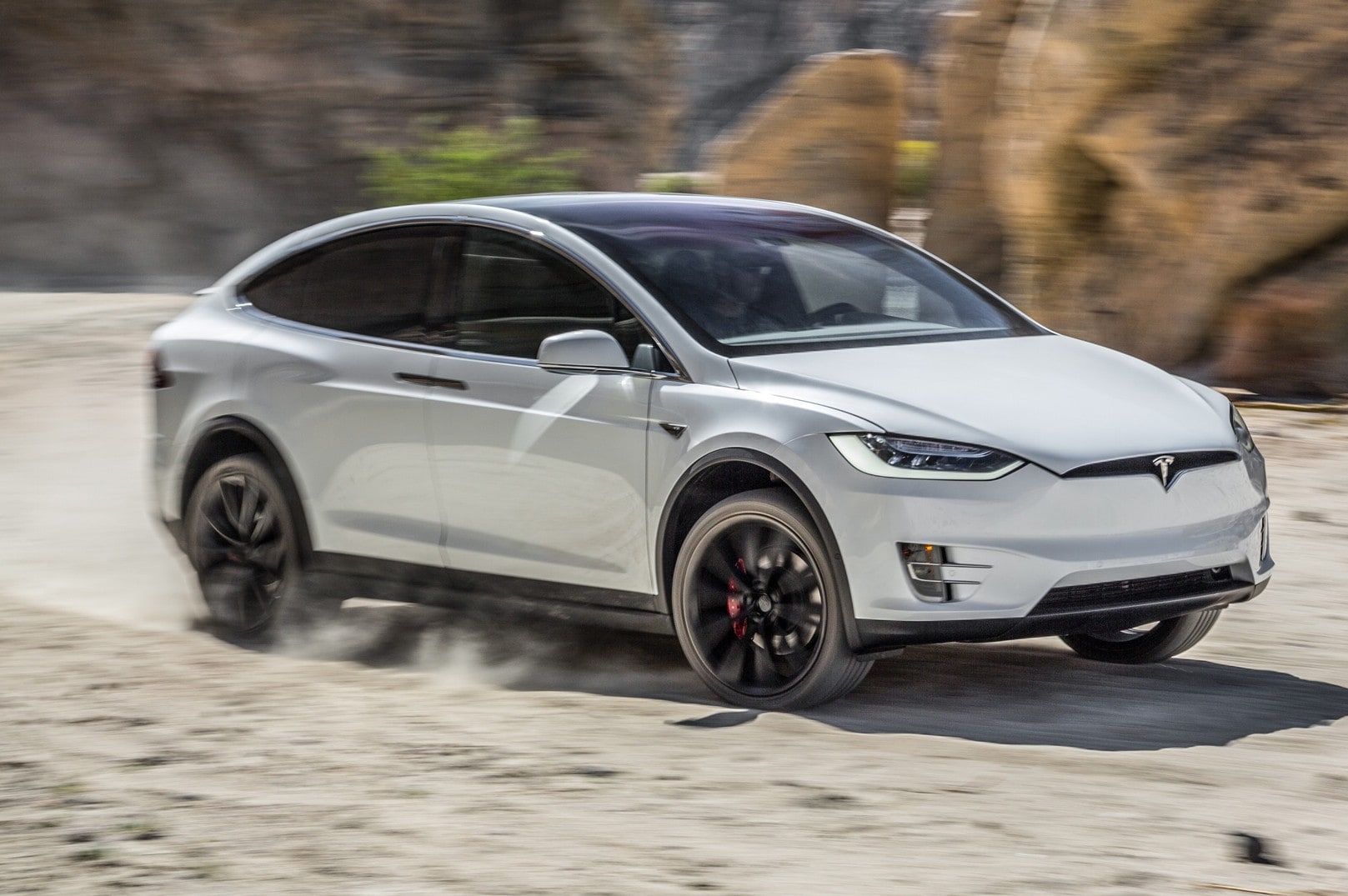 2016 Tesla Model X P90D Ludicrous First Test Review