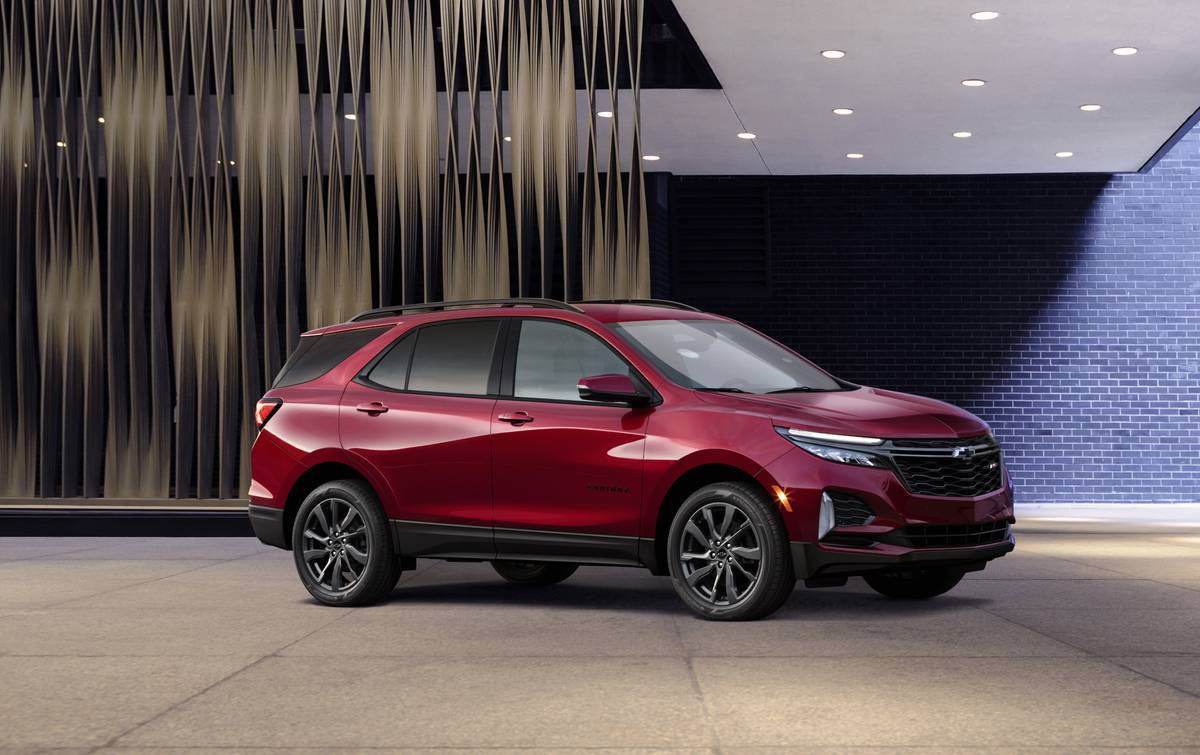 Chevrolet Equinox: Which Should You Buy, 2021 or 2022? | Cars.com