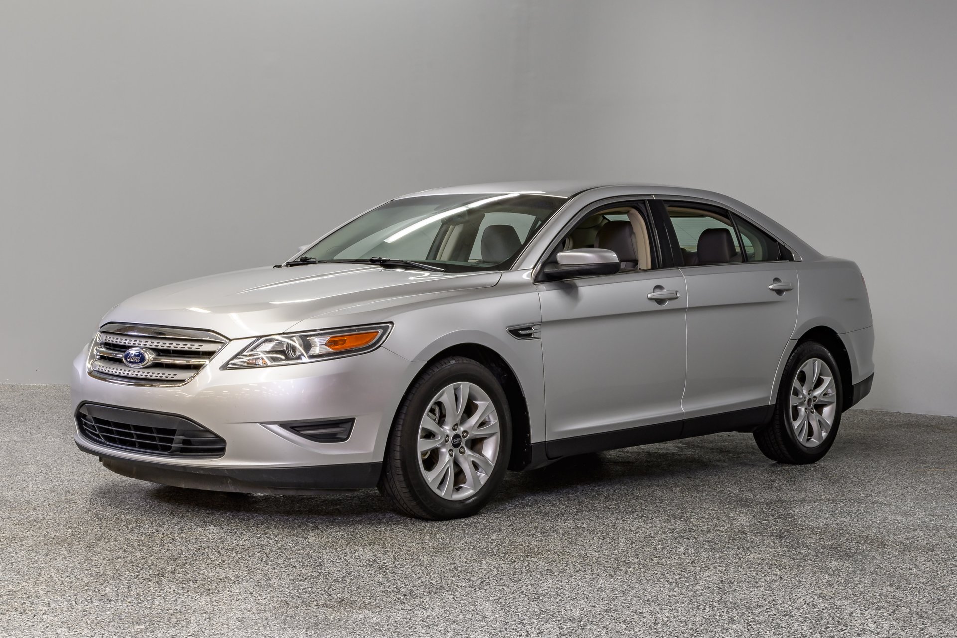 2011 Ford Taurus | Auto Barn Classic Cars