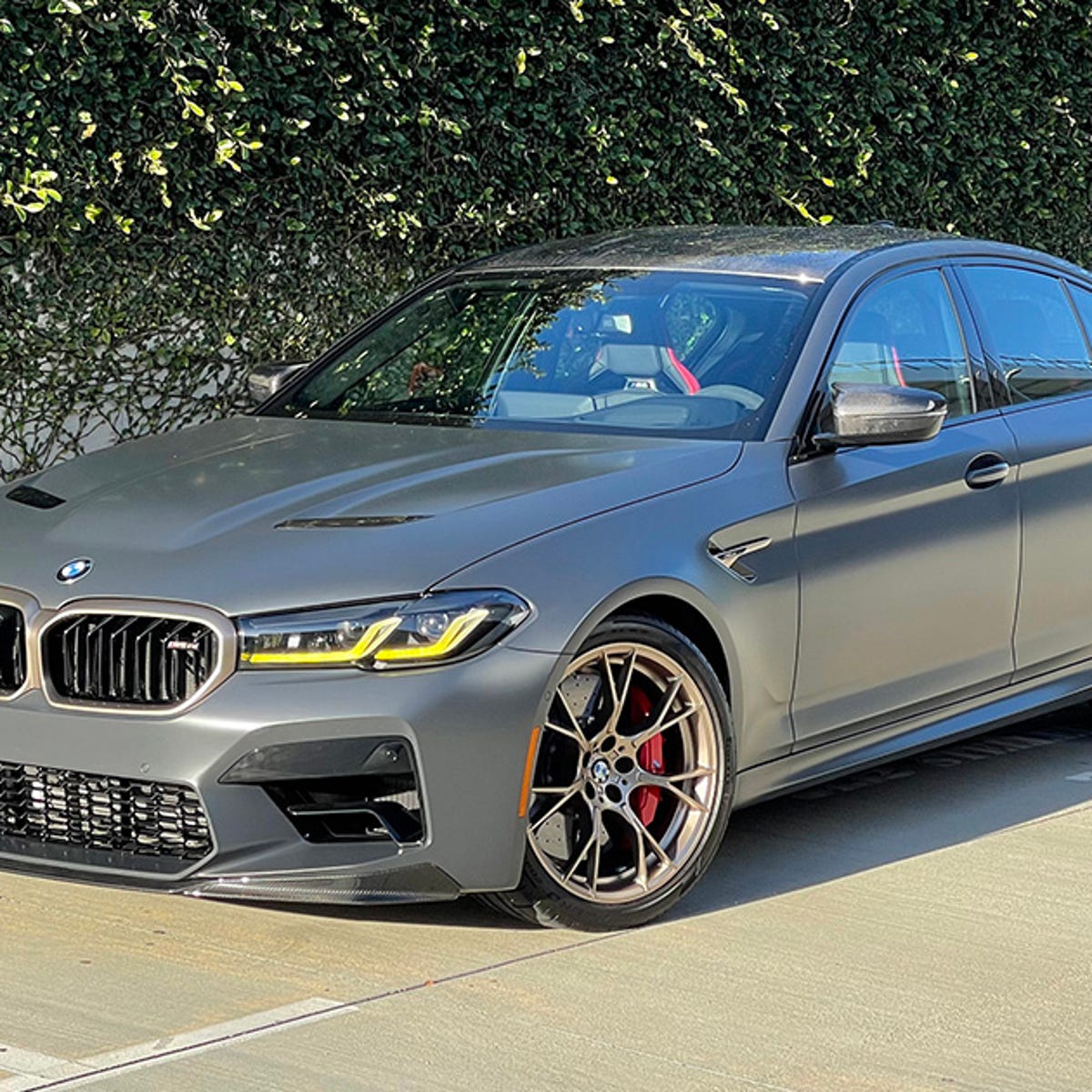 2022 BMW M5 CS review: Go for the gold - CNET