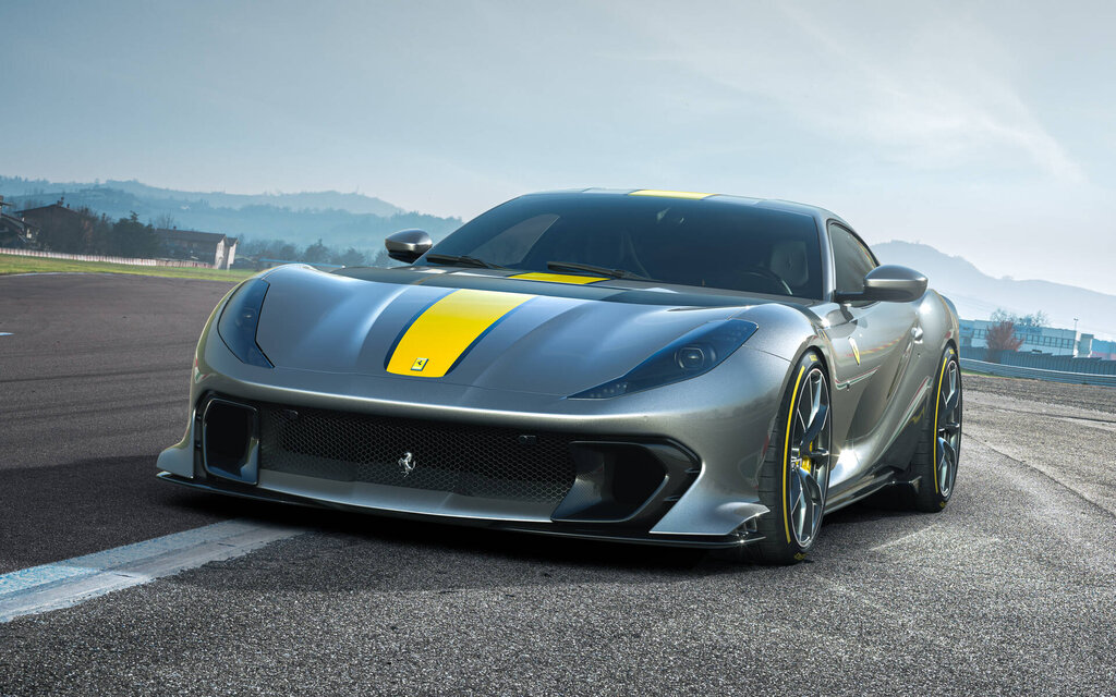 2022 Ferrari 812 GTS Specifications - The Car Guide