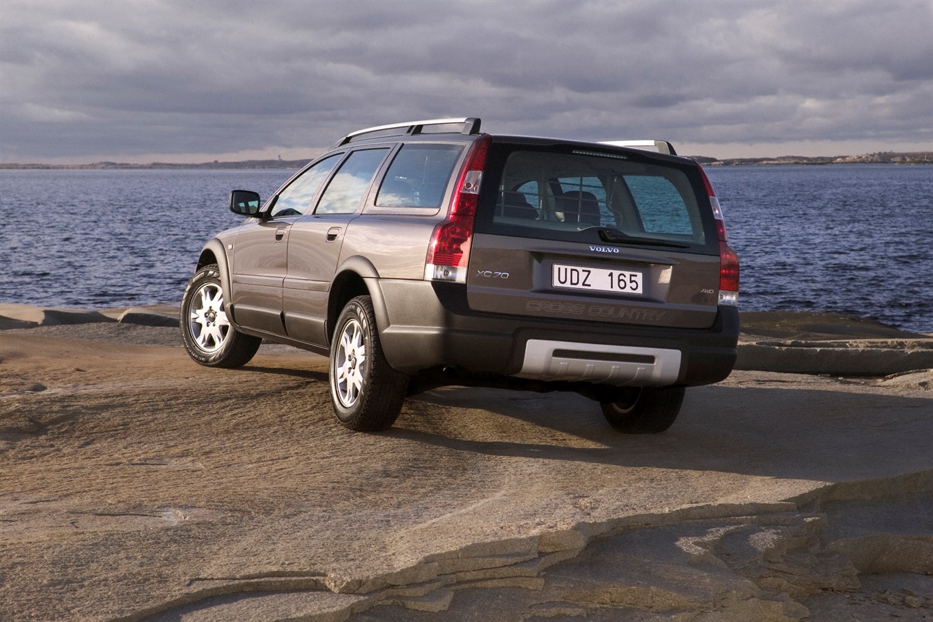 2005 Volvo XC70 Cross Country- The First True Crossover Vehicle – Now Even  More Appealing and Robust - Volvo Car USA Newsroom