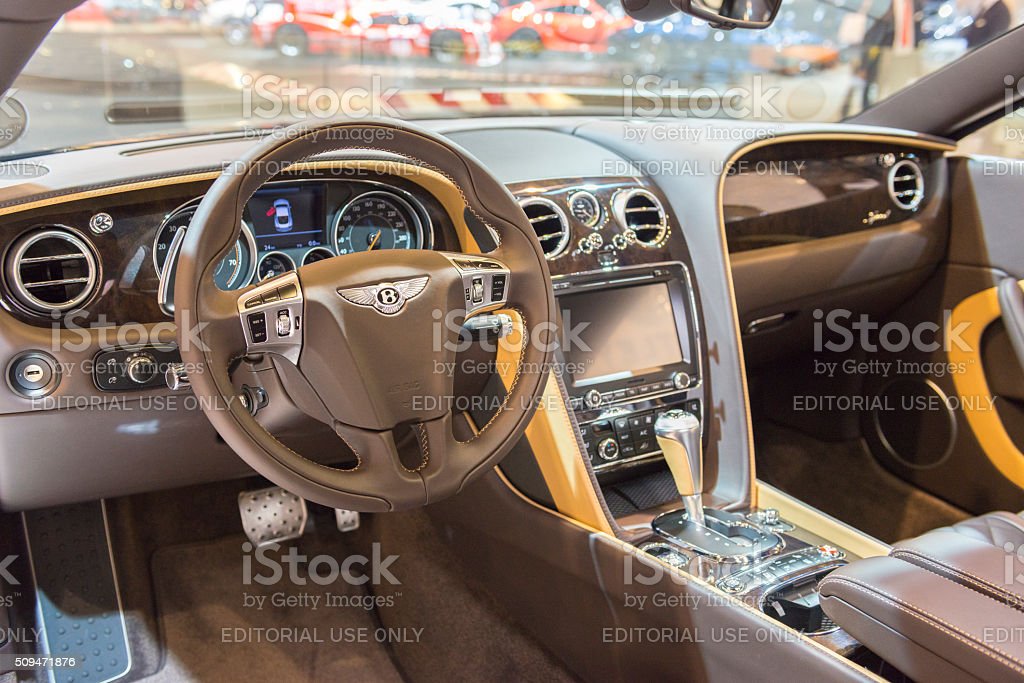 Bentley Continental Gt Speed Sports Car Interior Stock Photo - Download  Image Now - Bentley, Indoors, Vehicle Interior - iStock
