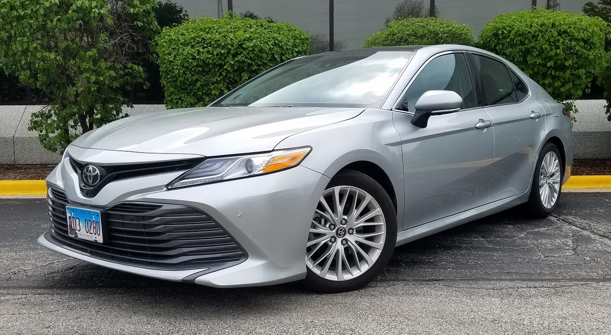Test Drive: 2018 Toyota Camry XLE | The Daily Drive | Consumer Guide® The  Daily Drive | Consumer Guide®