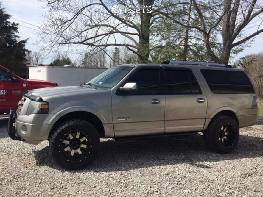 2008 Ford Expedition with 20x12 -44 Gear Off-Road Big Block and 33/12.5R20  Americus Rugged M/t and Leveling Kit | Custom Offsets