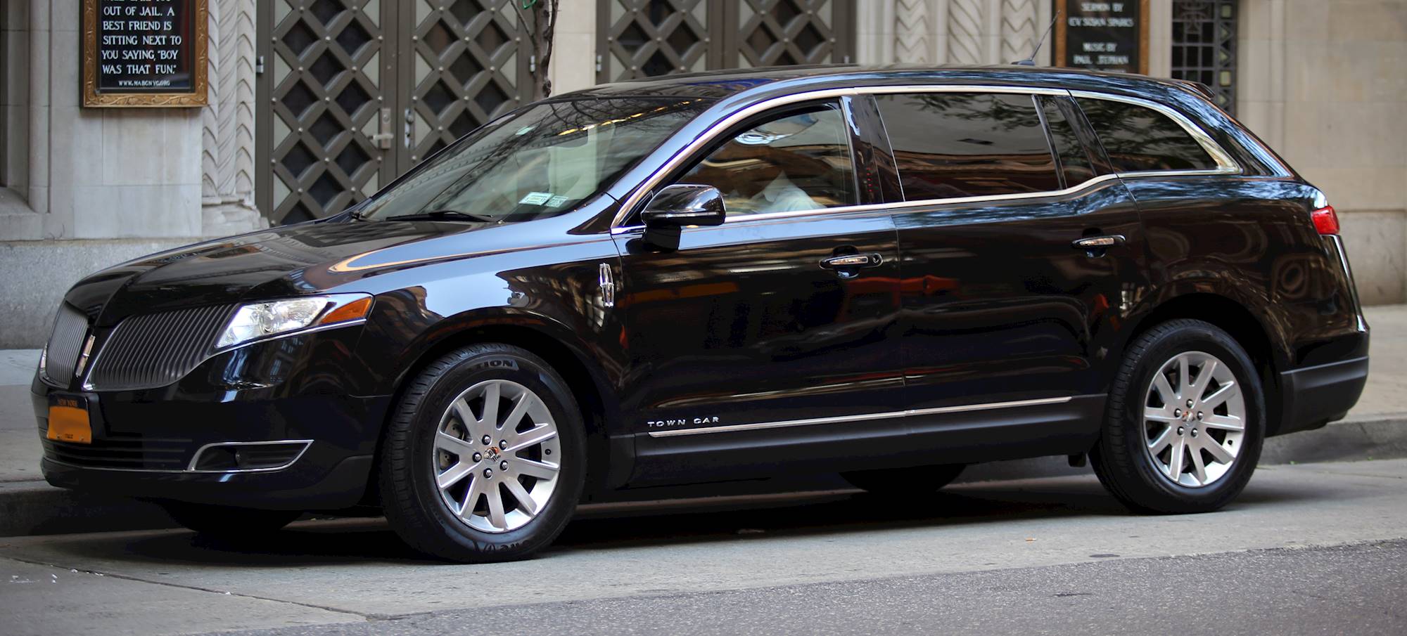 2015 Lincoln MKT Base - Wagon 3.7L V6 auto