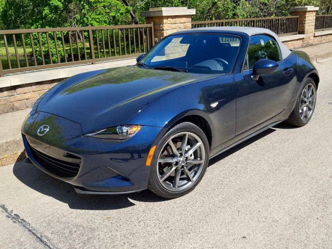 2021 Miata MX-5 Miata Club Review