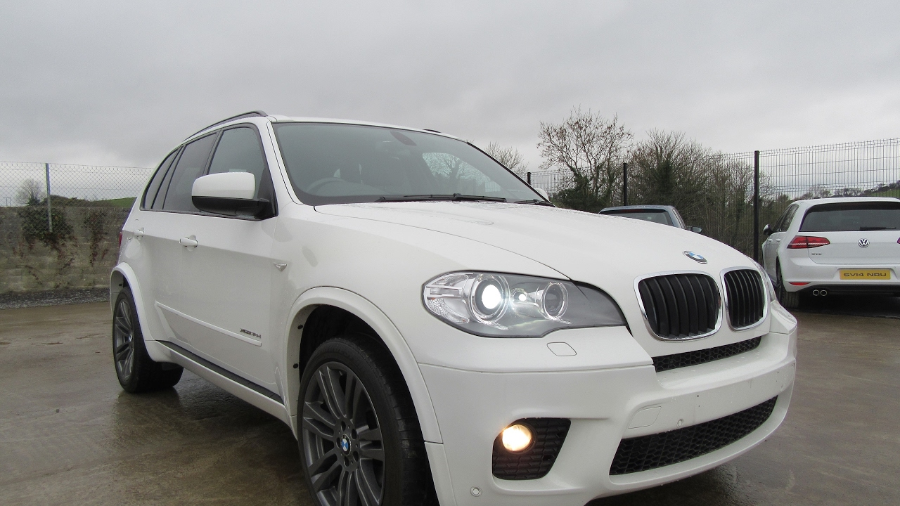 Review & Test Drive: 2010 BMW X5 XDrive 30D M Sport - YouTube