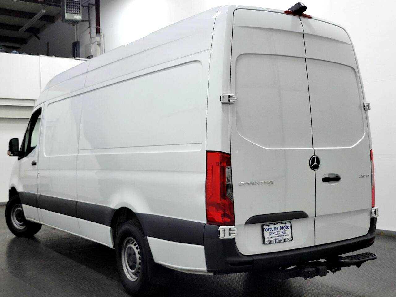 Used 2020 Mercedes-Benz Sprinter Van 2500 High Roof V6 170" RWD for Sale in  Waukegan IL 60085 Fortune Motor Group Inc.