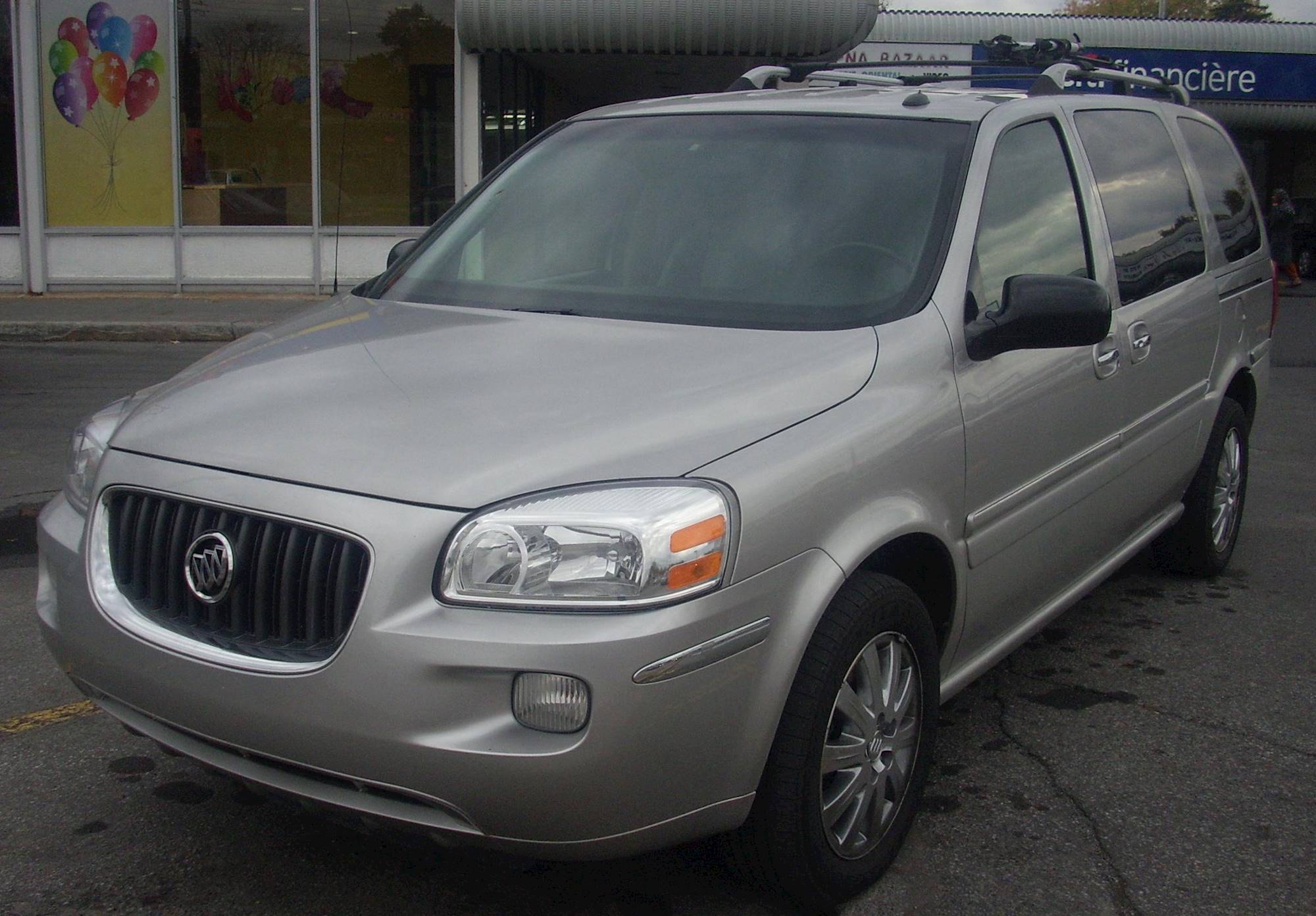 2005 Buick Terraza CXL - Passenger Minivan 3.5L V6 auto