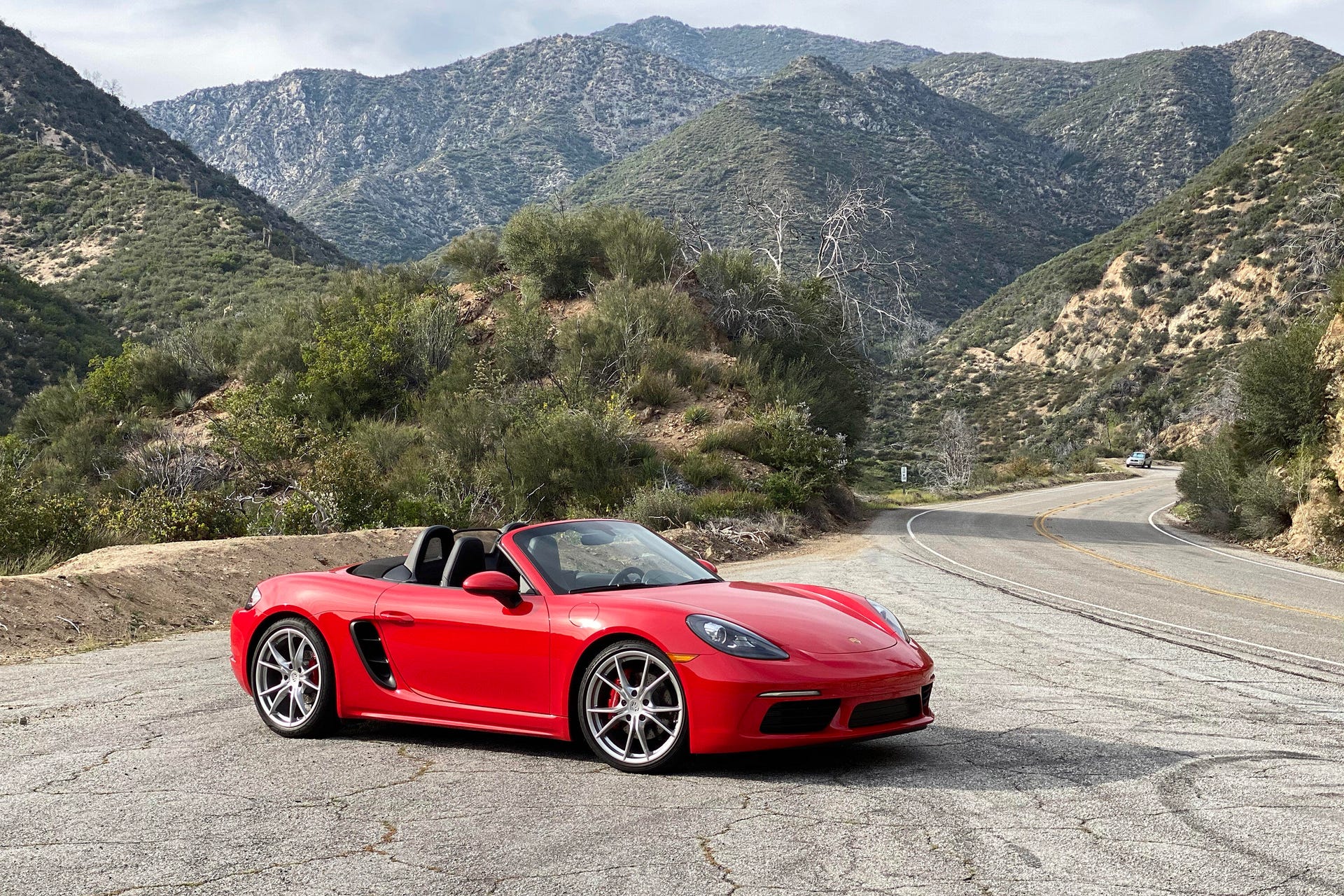 2020 Porsche 718 Boxster S review: Turbo thrills - CNET