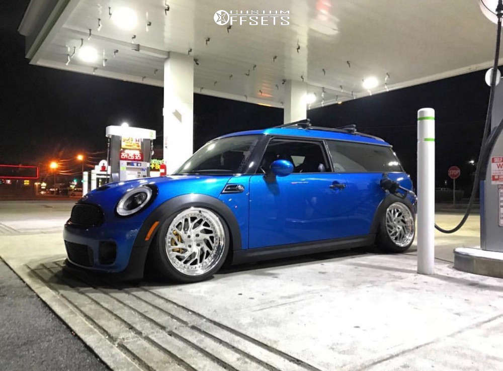 2009 Mini Cooper with 18x8.5 32 WatercooledIND Jb1 and 205/40R18 Nankang  NS-25 and Air Suspension | Custom Offsets
