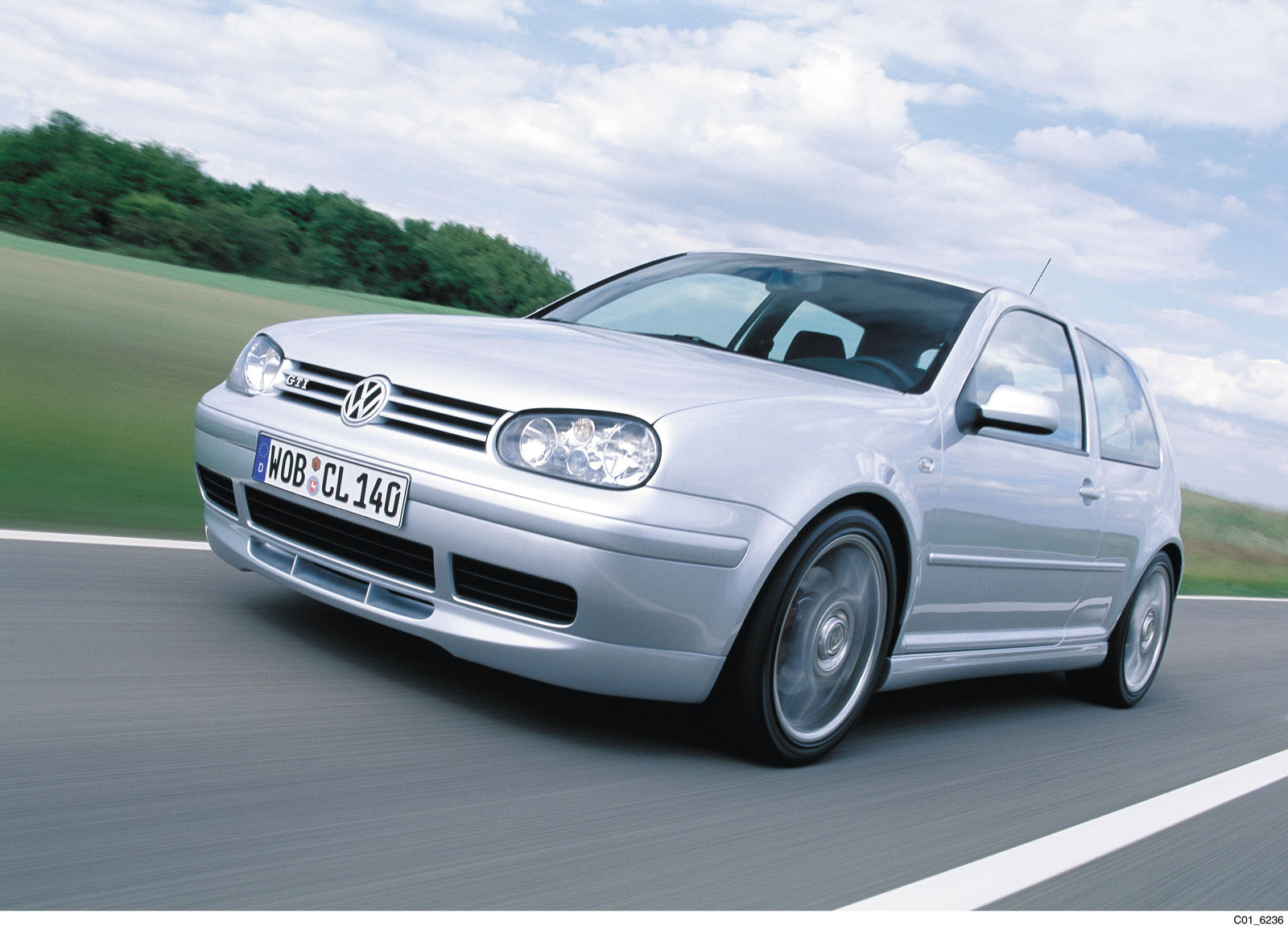 Products: Golf GTI 132 kW (180 PS) (2001) | Volkswagen Newsroom