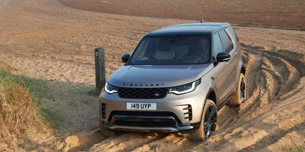 2023 Land Rover Discovery Review, Pricing, and Specs