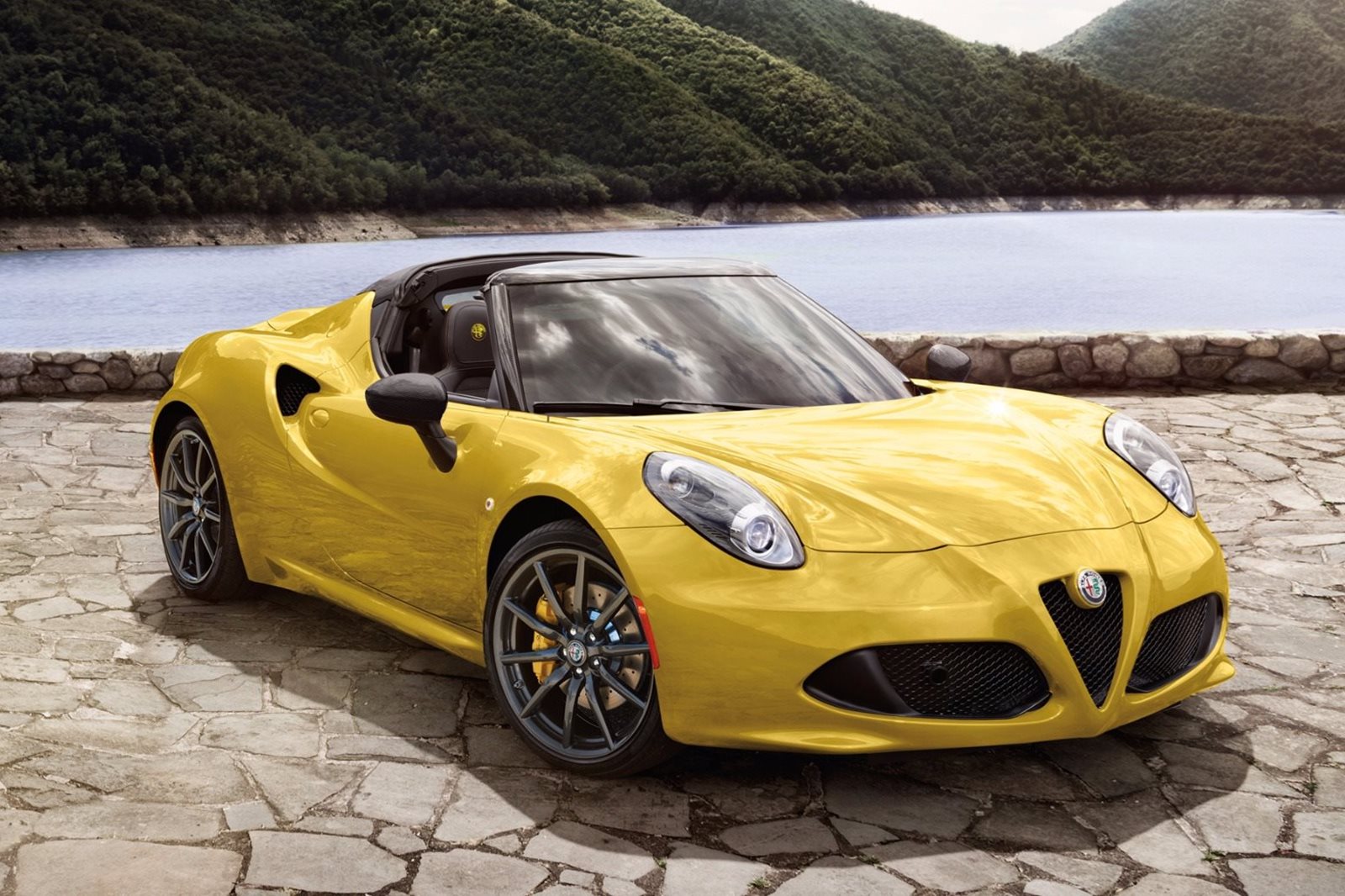 2020 Alfa Romeo 4C Spider Review, Pricing | 4C Spider Convertible Models |  CarBuzz