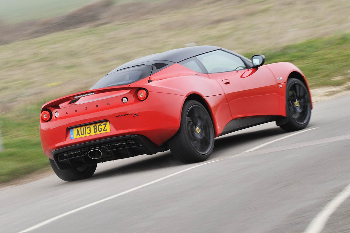 2013 Lotus Evora S Sports Racer review | evo