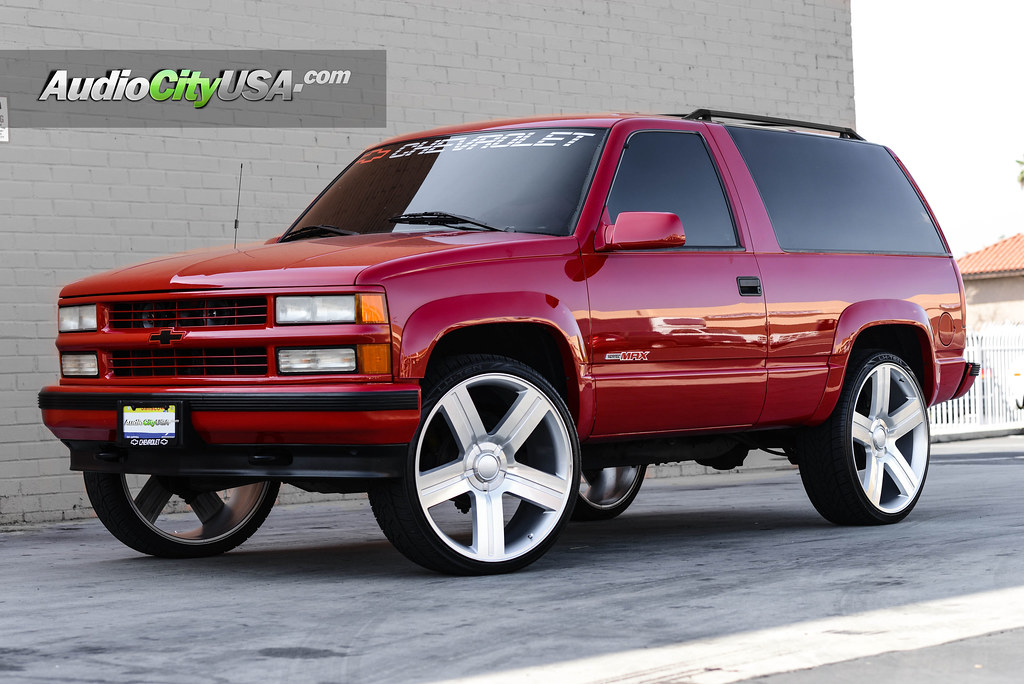 1999 Chevy Tahoe on 26" Texas Edition Wheels Full custom | Flickr