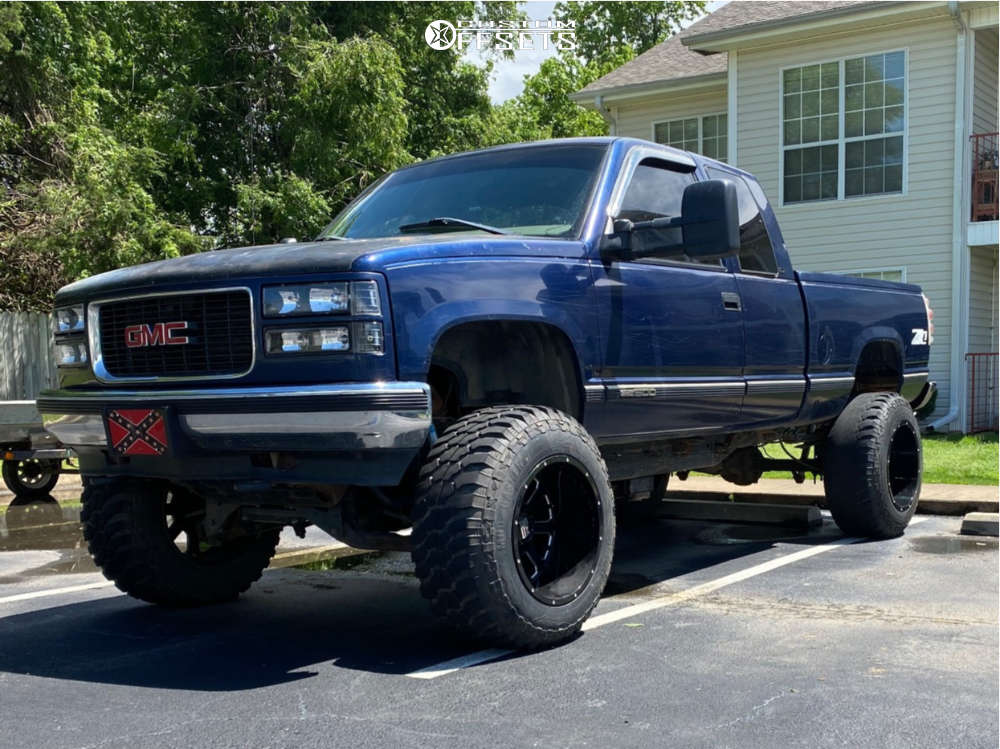 1998 GMC Sierra 1500 with 20x14 -76 XD Buck and 37/13.5R20 Altenzo Mud  Basher Mt and Suspension Lift 6" & Body 3" | Custom Offsets