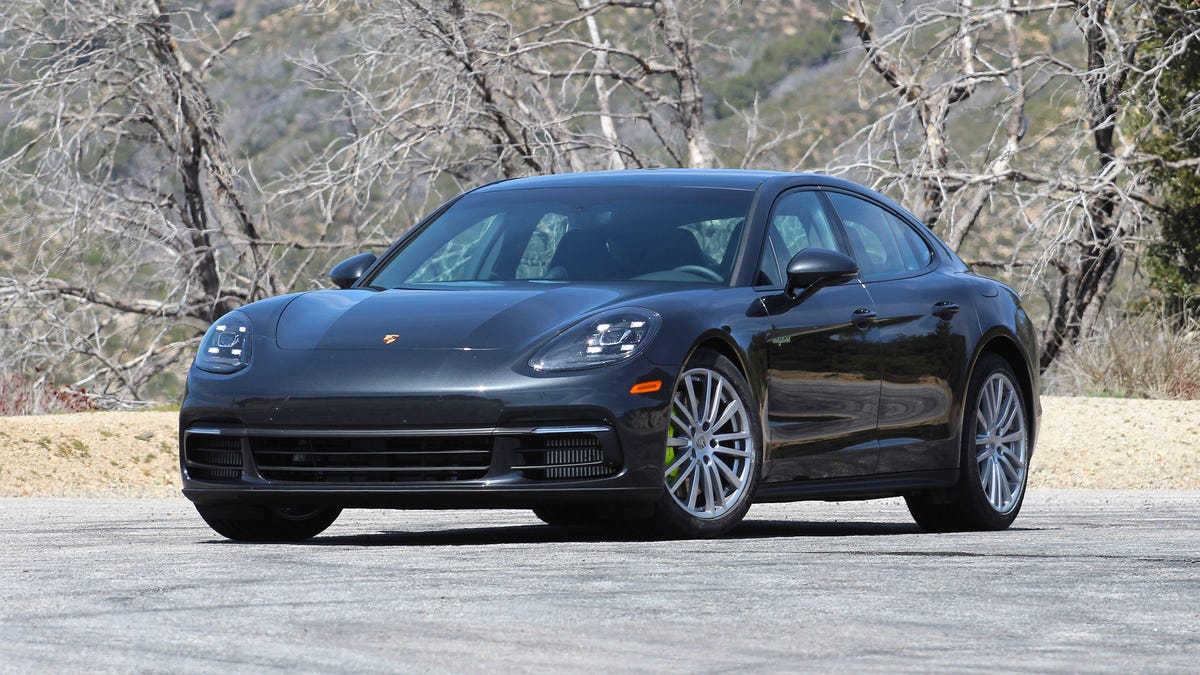 2018 Porsche Panamera 4 E-Hybrid Review: Plugging in for performance - CNET