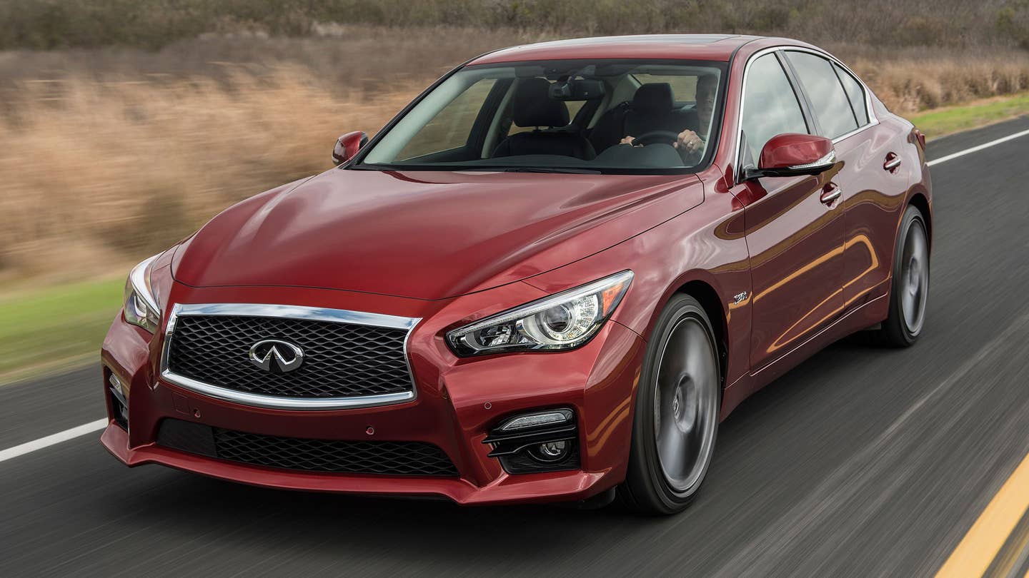 The 2017 Infiniti Q50 Red Sport 400 Is a Twin-Turbo Open Road Rocket