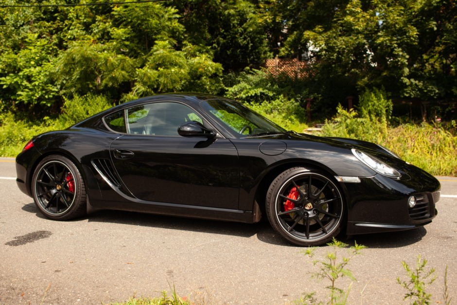 17k-Mile 2012 Porsche Cayman S Black Edition 6-Speed for sale on BaT  Auctions - sold for $49,000 on August 2, 2021 (Lot #52,324) | Bring a  Trailer