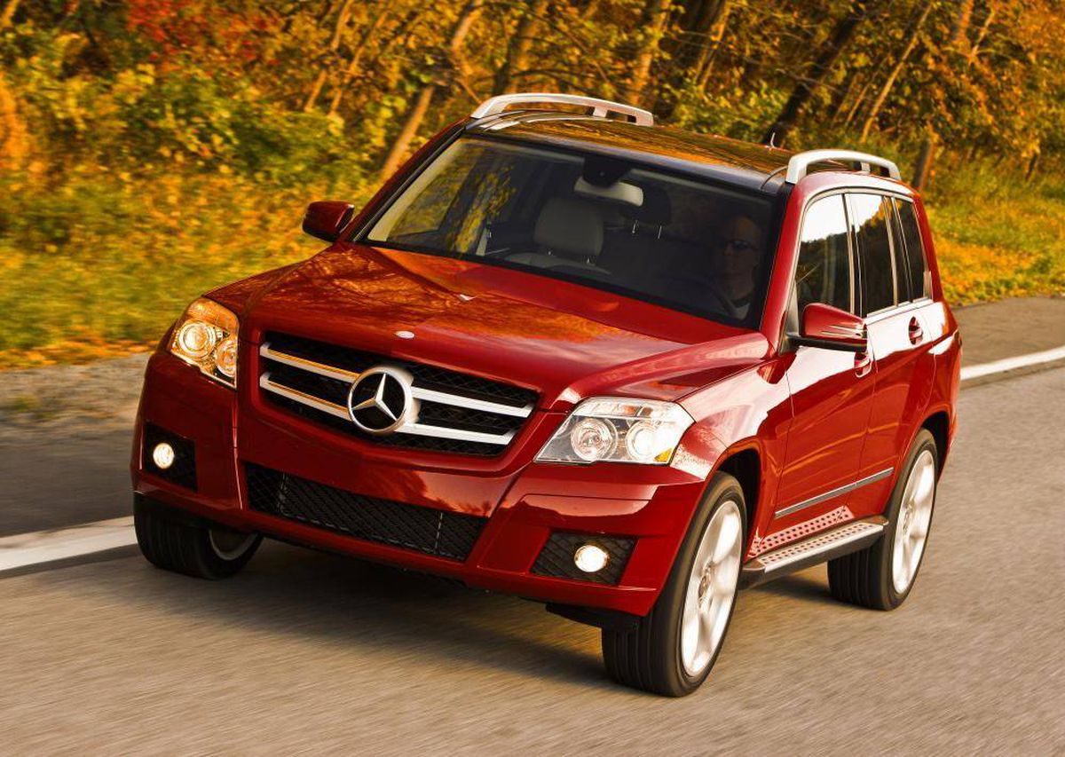 Review: 2010 Mercedes-Benz GLK 350: Young at heart but off the mark - The  Globe and Mail