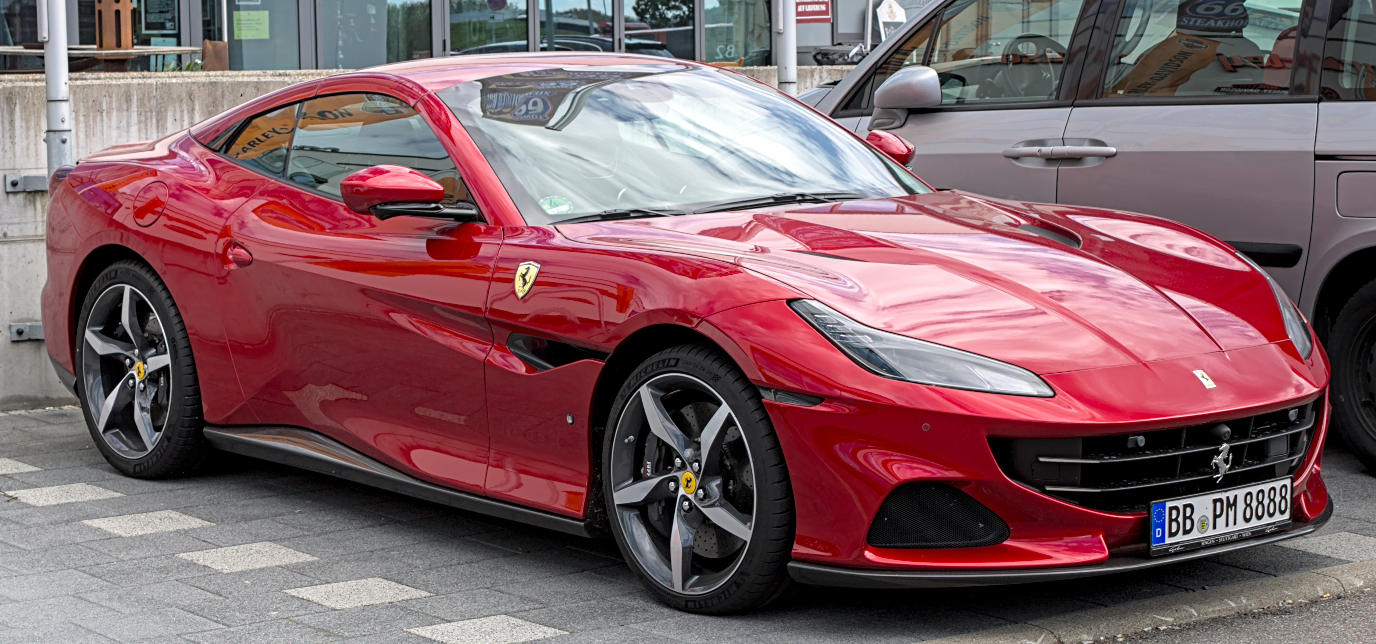 Ferrari Portofino - Wikipedia