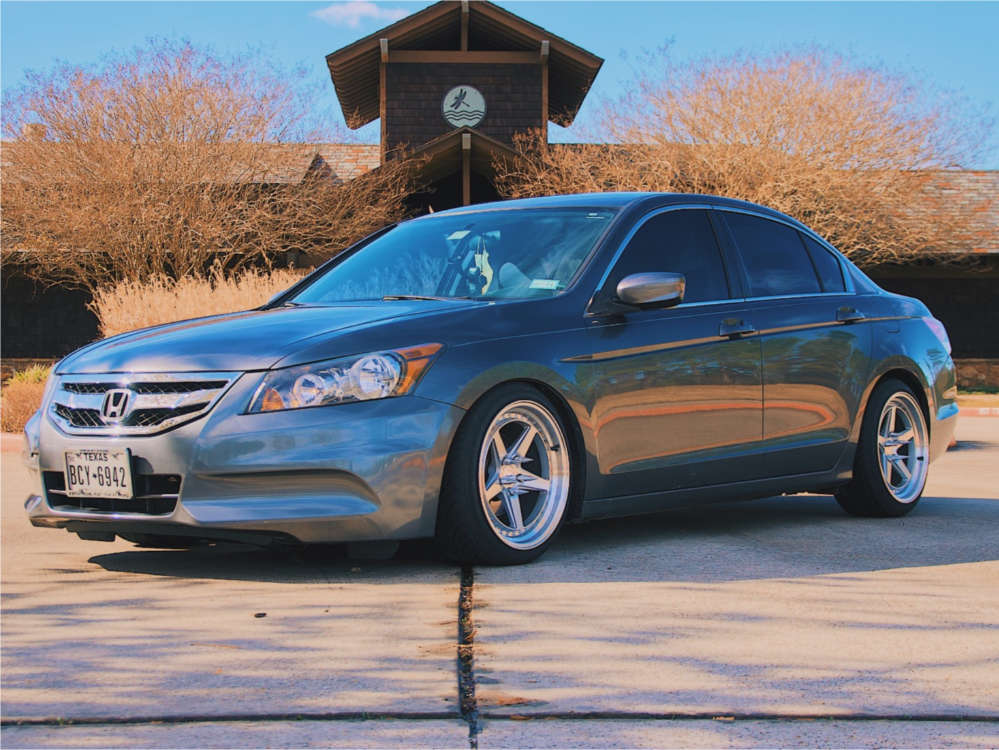 2011 Honda Accord with 18x9.5 30 Aodhan Ds05 and 225/40R18 Federal SS595  and Lowering Springs | Custom Offsets