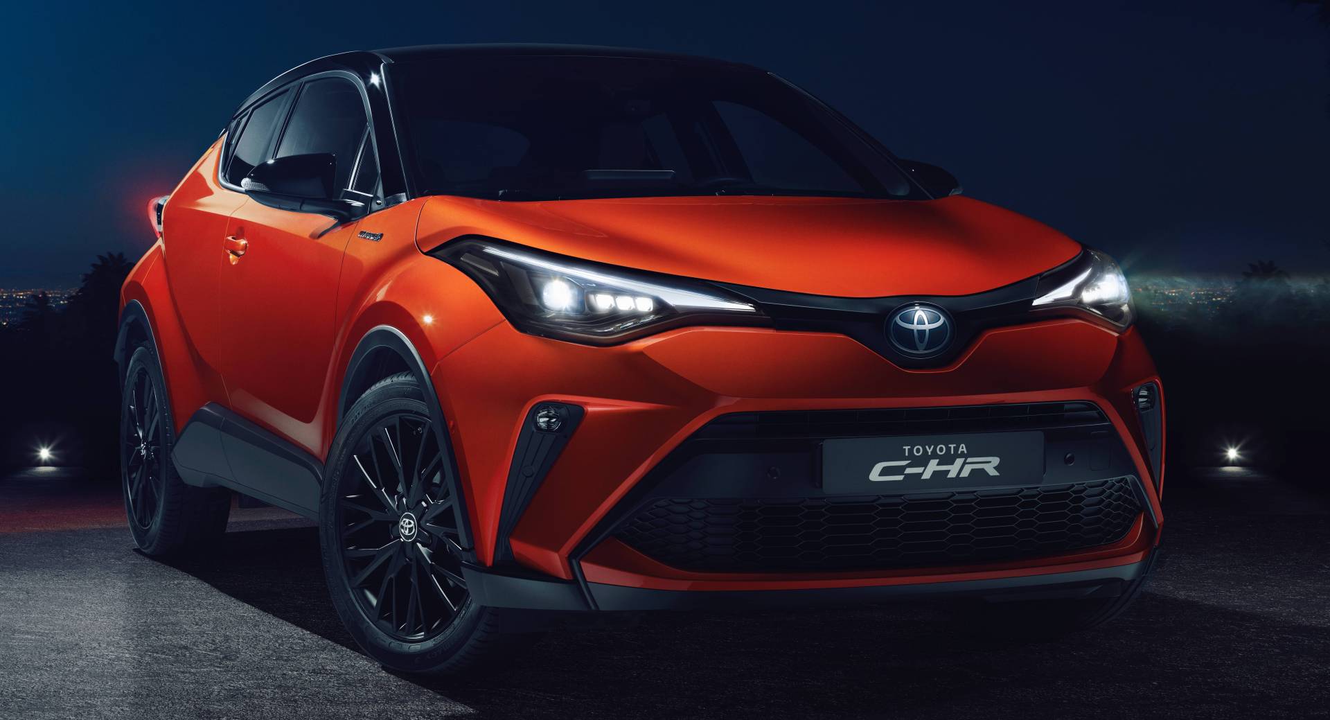 2020 Toyota C-HR Muscled Up In Europe With New 181-HP Hybrid Model |  Carscoops