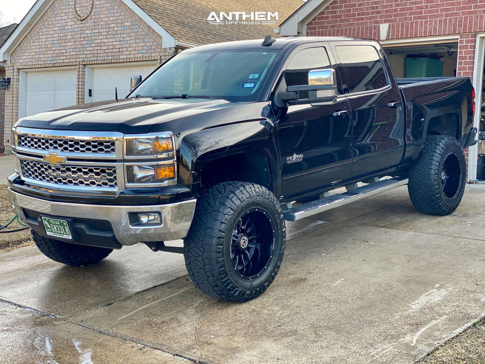 2015 Chevrolet Silverado 1500 Wheel Offset Aggressive > 1" Outside Fender  Suspension Lift 7" | 1483741 | Anthem Off-Road