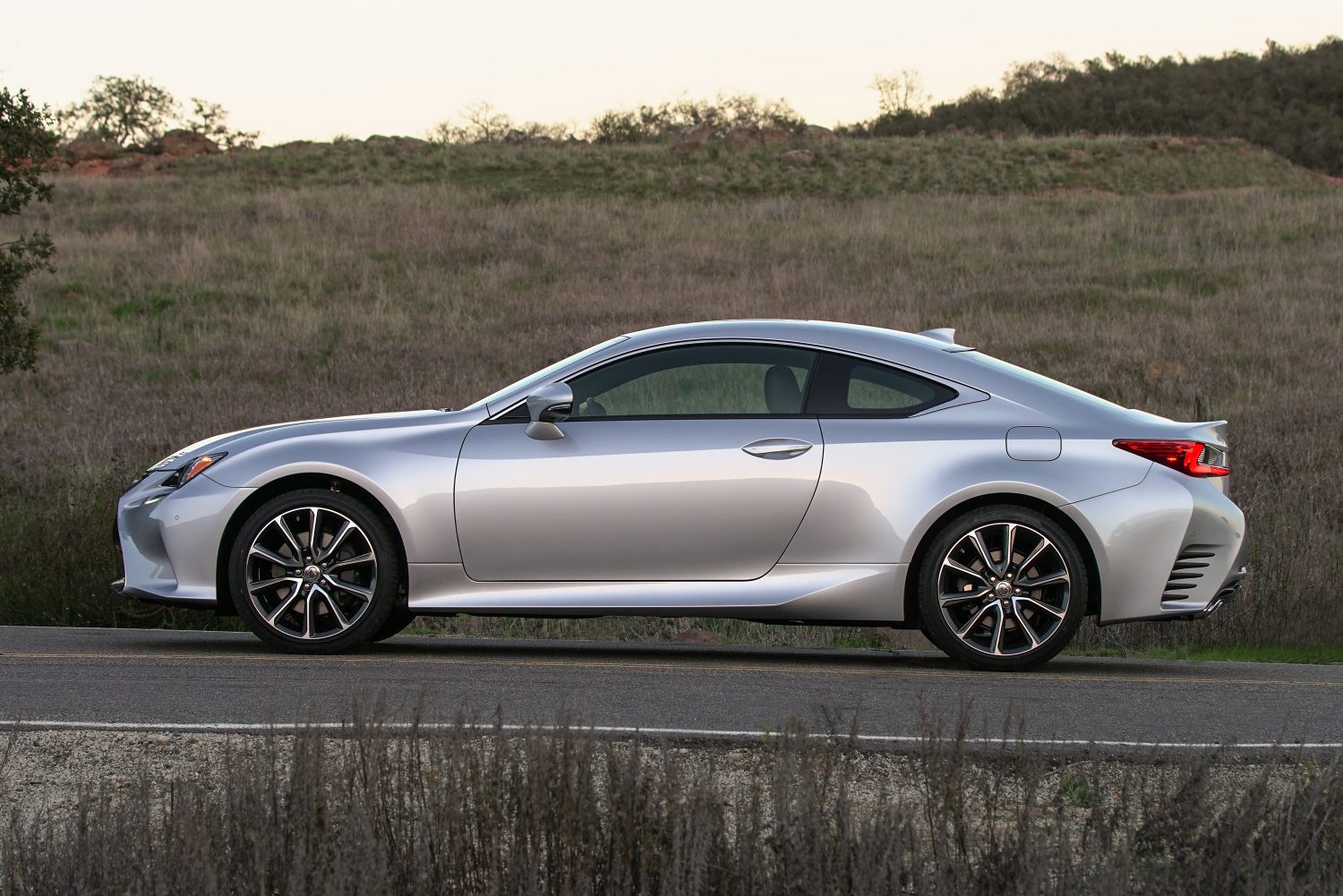 2017 Lexus RC 200t 04 - Lexus USA Newsroom