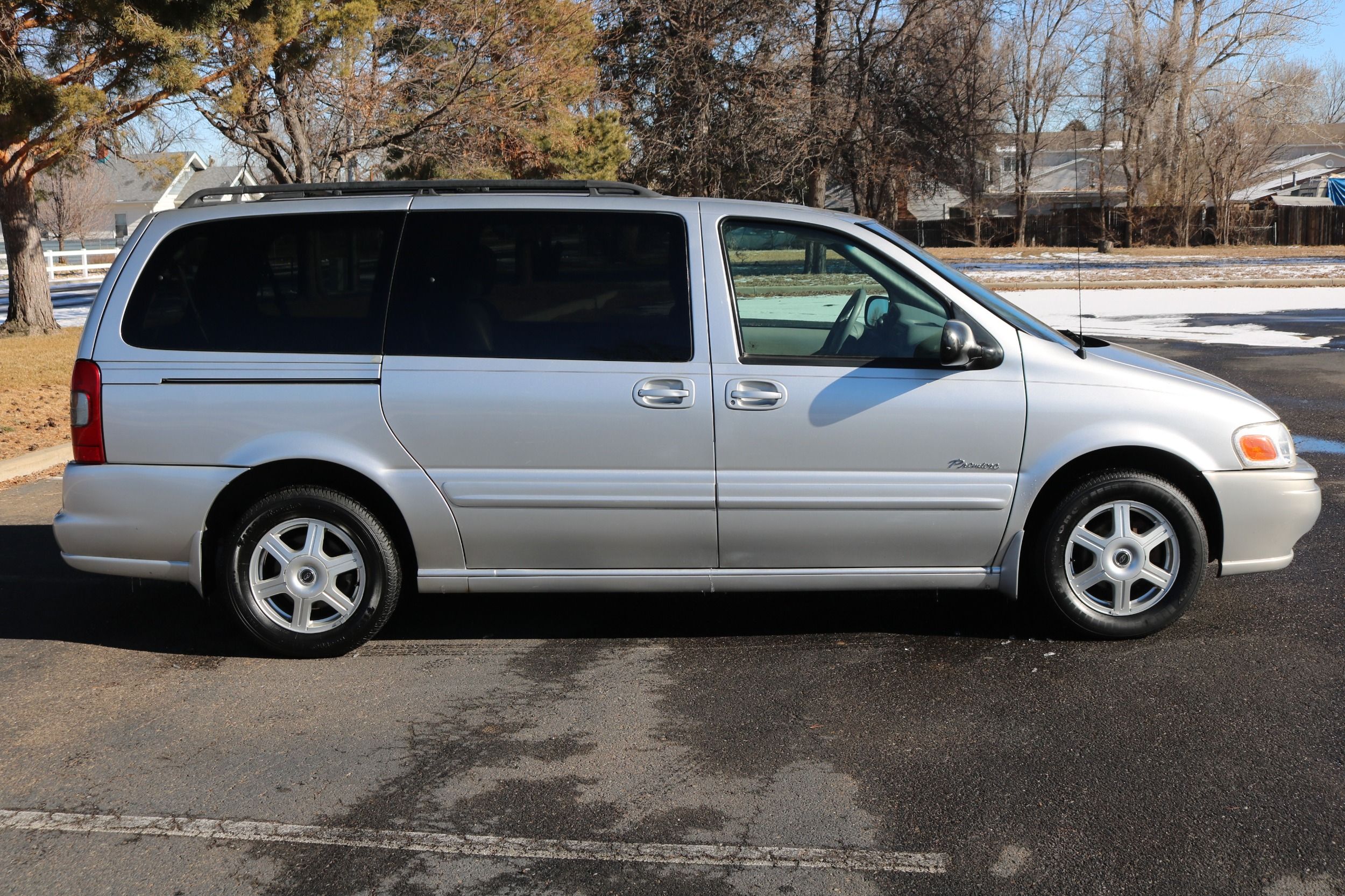 2003 Oldsmobile Silhouette Photos