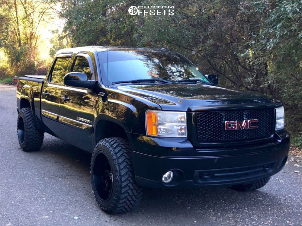 2008 GMC Savana 1500 with 20x12 -44 Hostile Rage and 33/12.5R20 Atturo  Trail Blade Mt and Leveling Kit | Custom Offsets