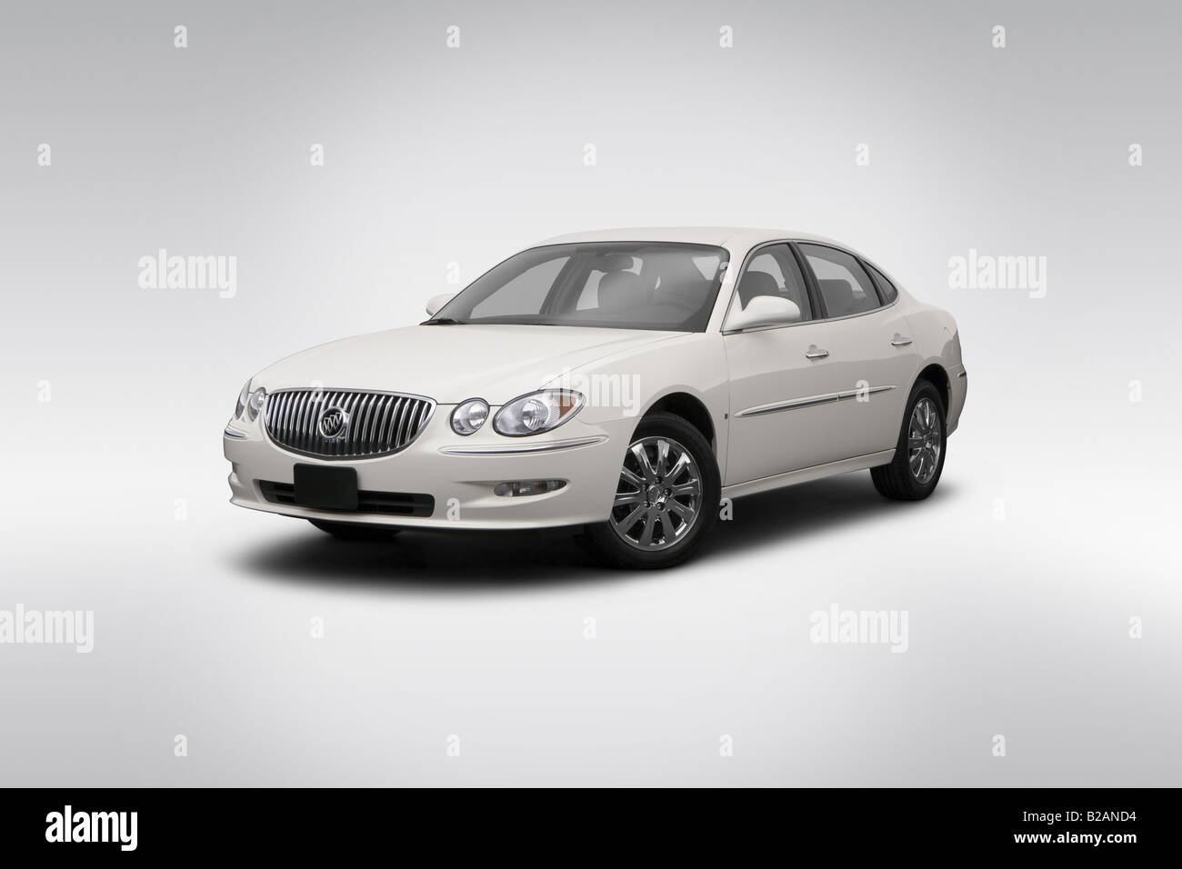 2008 Buick LaCrosse CXL in White - Front angle view Stock Photo - Alamy