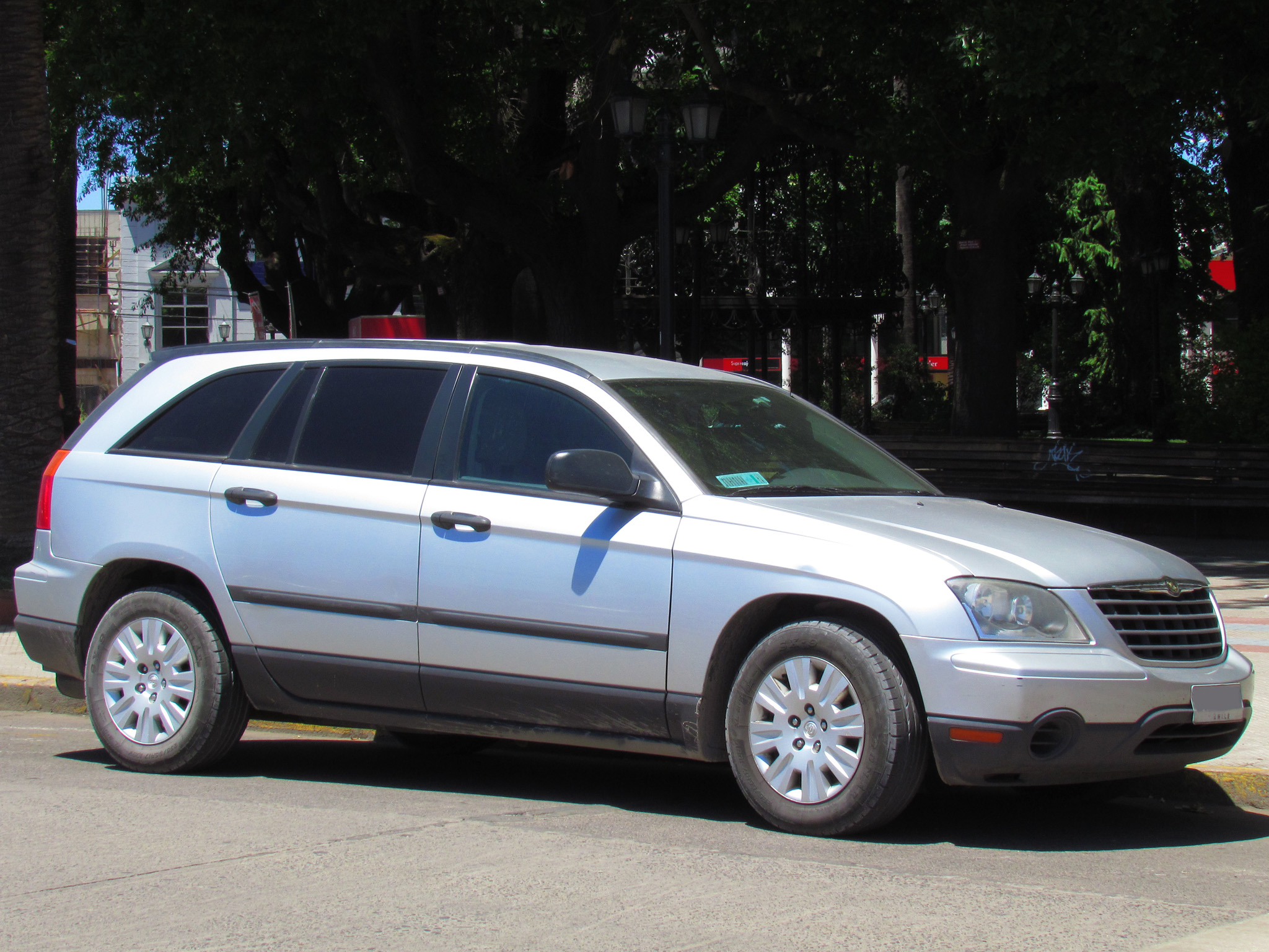 File:Chrysler Pacifica 2008 (9623207479).jpg - Wikimedia Commons