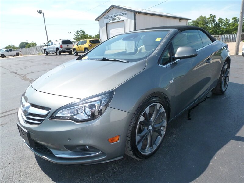 2017 Buick Cascada Premium-Convertible for sale in Quincy, IL FWD-Have some  fun in the sun !