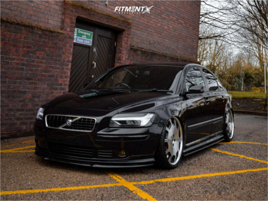 2005 Volvo S40 T5 with 20x8 Work SC3 and Goodyear 235x30 on Air Suspension  | 1576286 | Fitment Industries