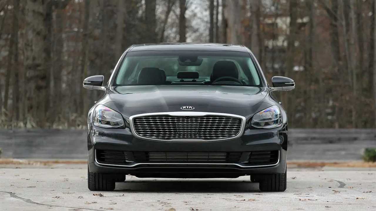 Only 305 Kia K900 Sedans Sold In The US In 2020