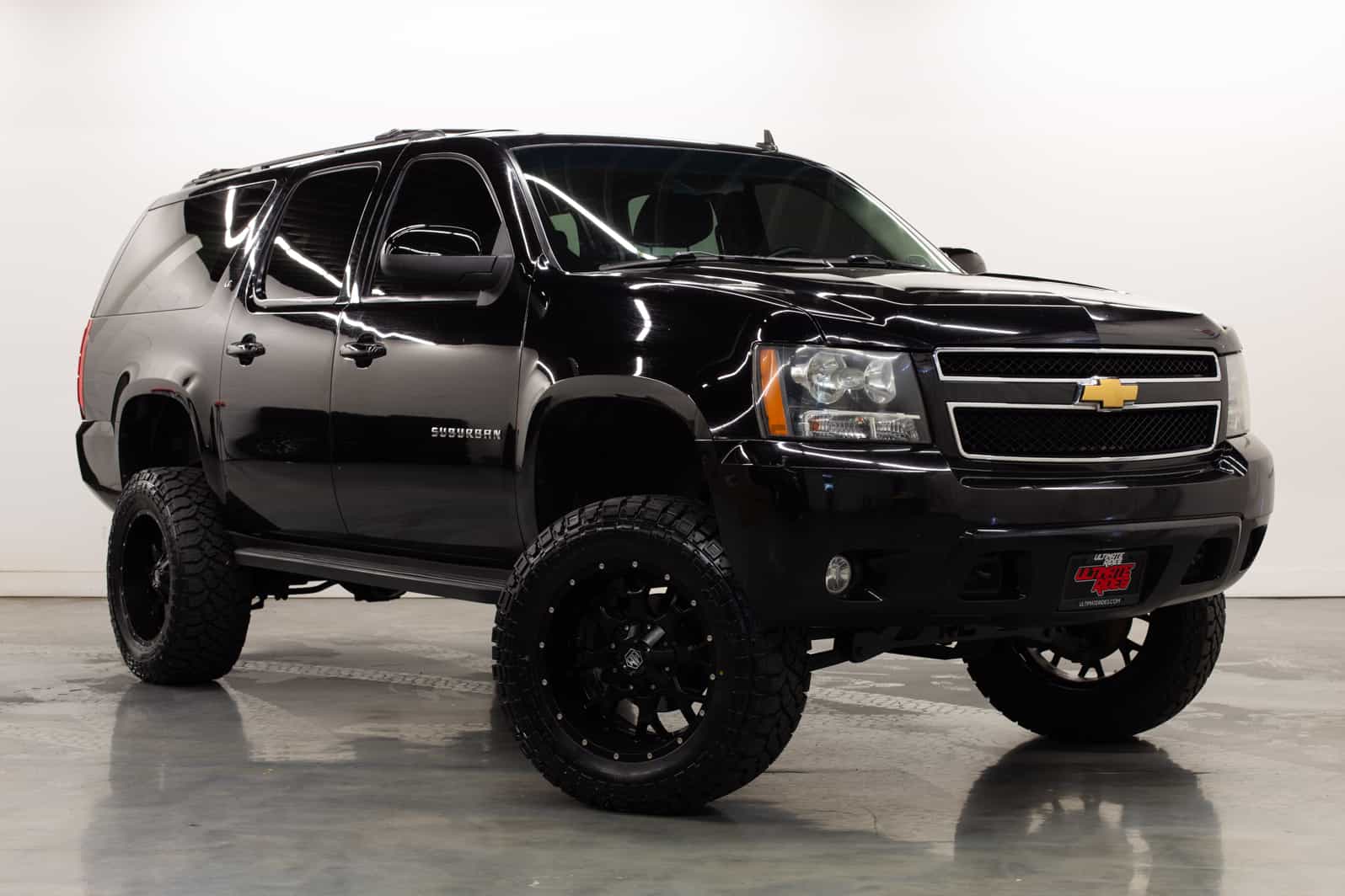 LIFTED 2012 CHEVROLET SUBURBAN | Ultimate Rides