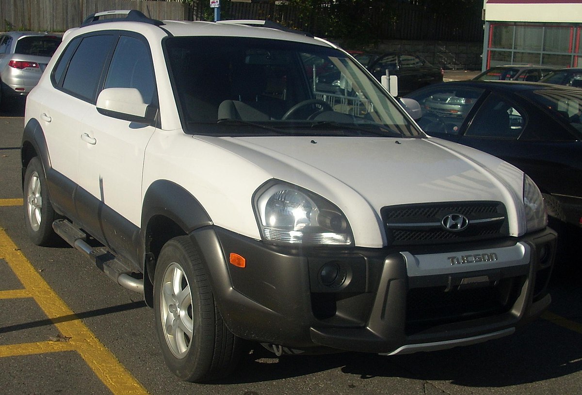 File:Hyundai Tucson 2005.JPG - Wikimedia Commons