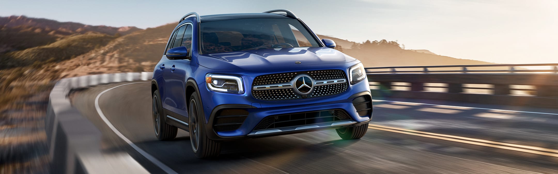 The Compact GLB SUV | Mercedes-Benz USA