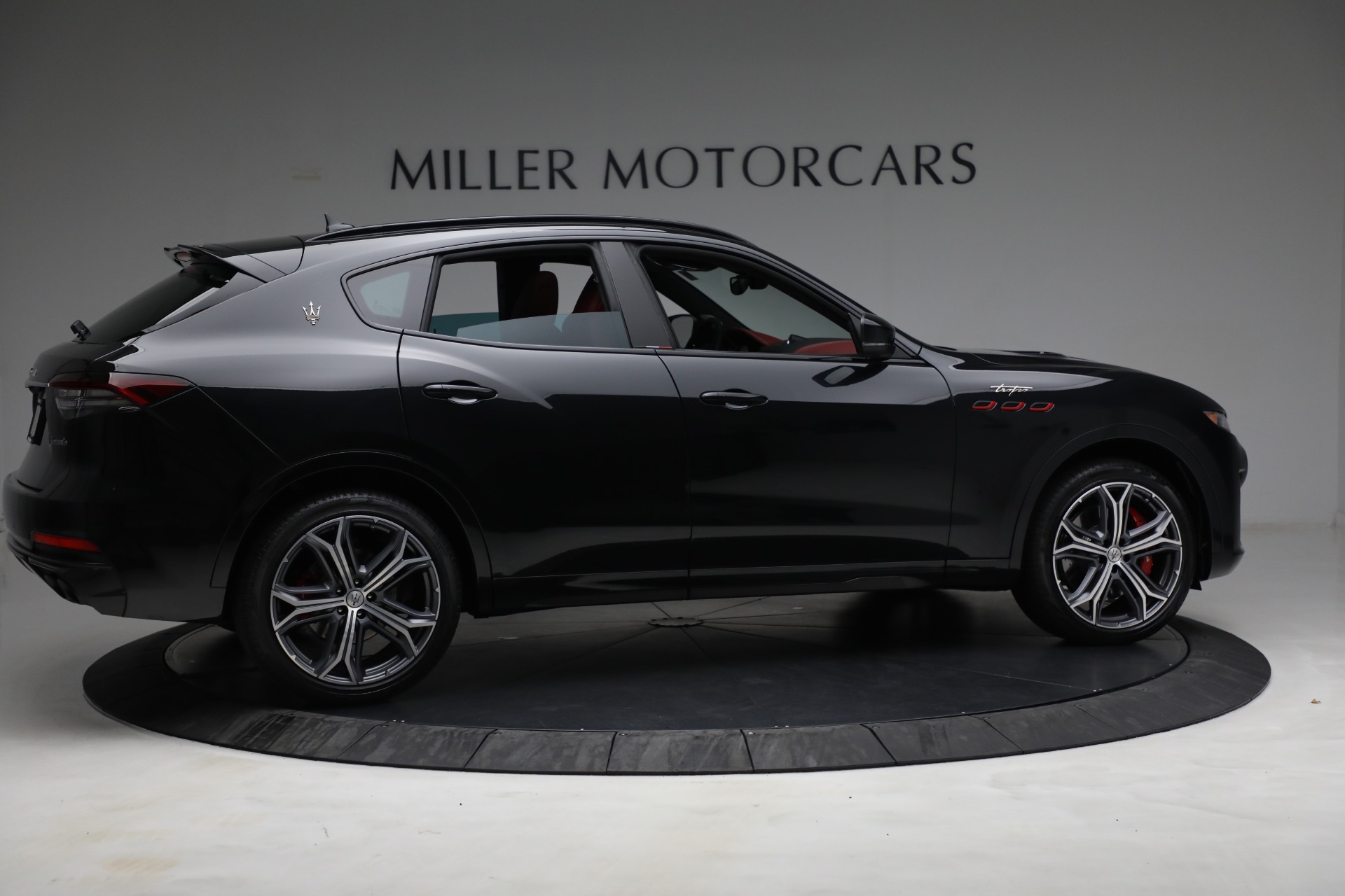 New 2022 Maserati Levante Trofeo For Sale (Special Pricing) | Alfa Romeo of  Greenwich Stock #M2579