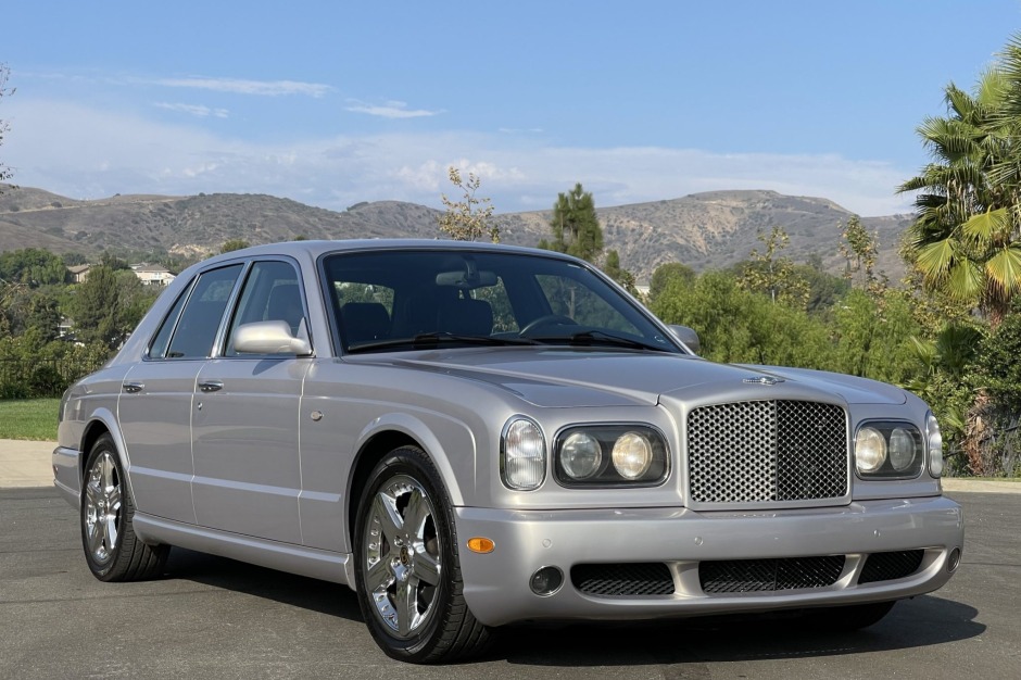 30k-Mile 2003 Bentley Arnage T for sale on BaT Auctions - closed on  November 22, 2022 (Lot #91,409) | Bring a Trailer