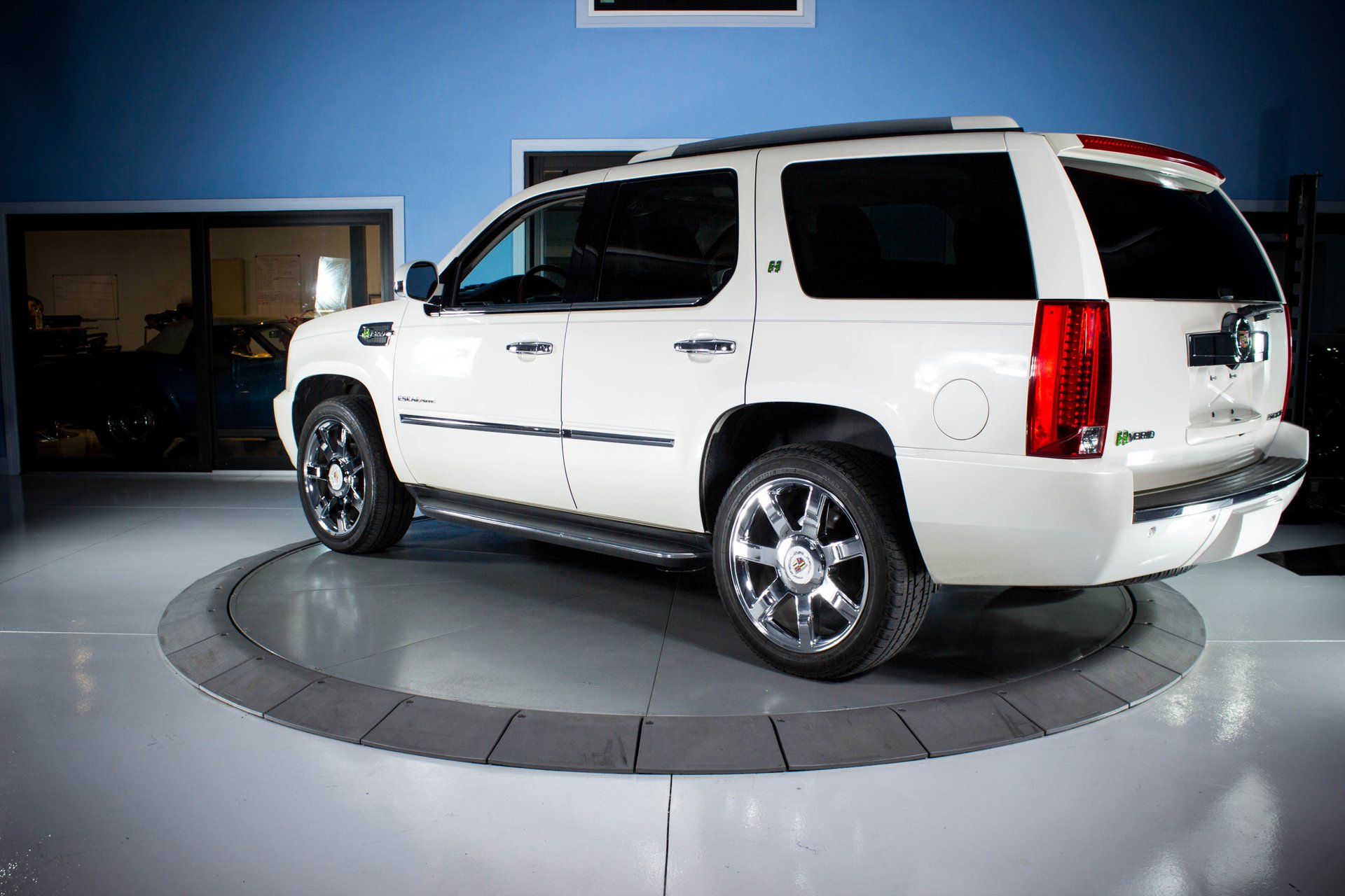 2013 Cadillac Escalade Hybrid | Classic Cars & Used Cars For Sale in Tampa,  FL
